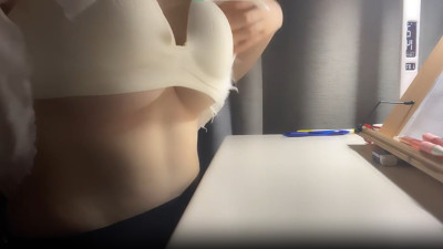 아프리카 슴터디_25.07.19 [가슴올리다 유륜꼭지노출] [레드걸 한국야동,최신야동,무료야동]